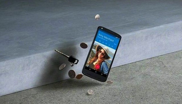 Насколько опасно падение сенсорного телефона? Насколько опасно падение сенсорного телефона?